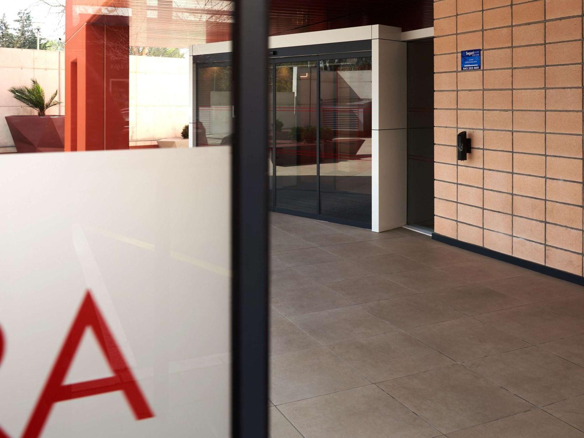 Ibis Budget Vitoria Gasteiz Екстериор снимка